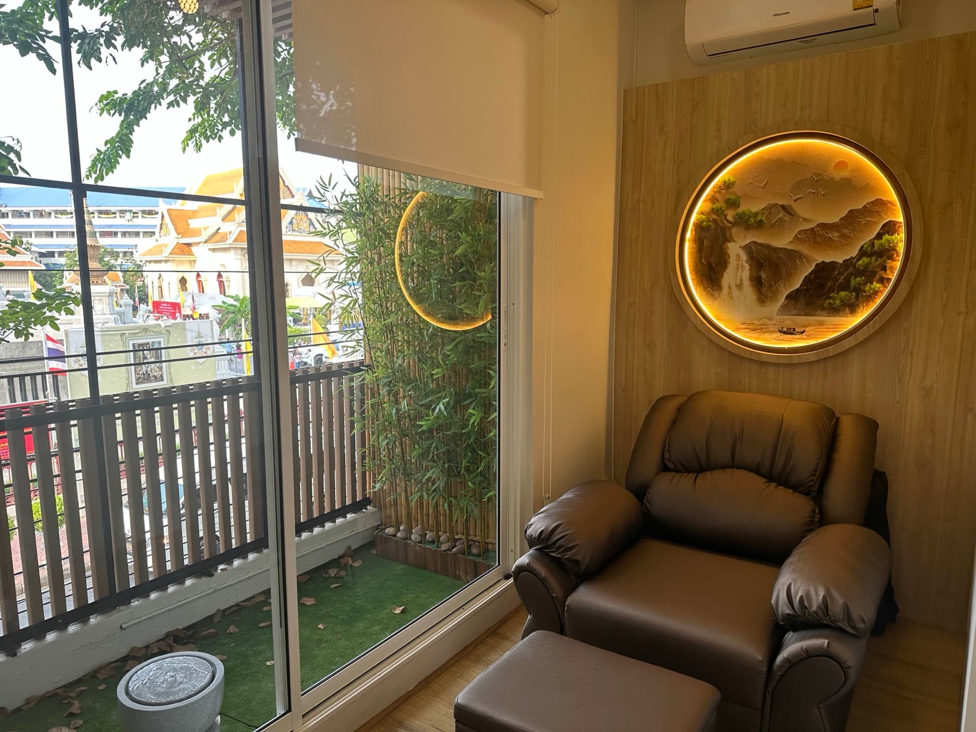 Inside Chenming TCM Clinic treatment room, Bangkok Chinatown